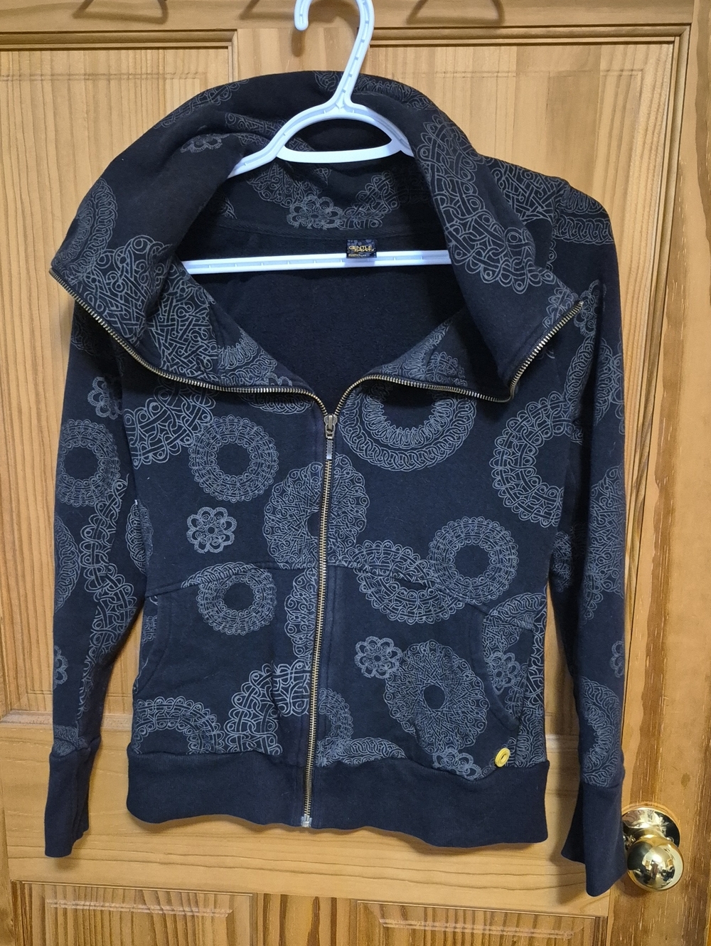 Gentle Fawn Black Patterned Zip-Up Jacket